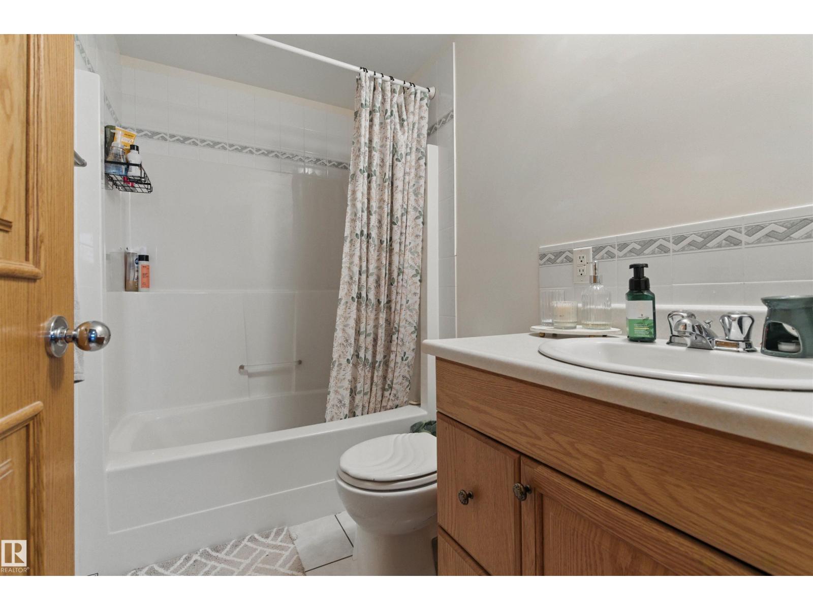 9716 160 St Nw Property Photo 21