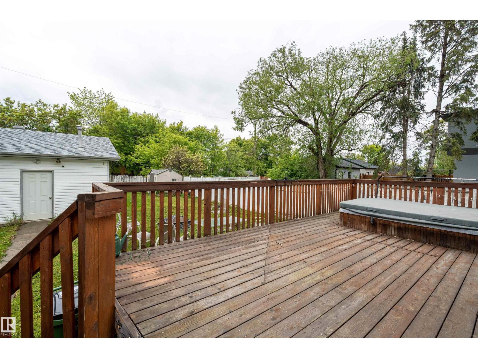 9716 160 St Nw Property Photo 23
