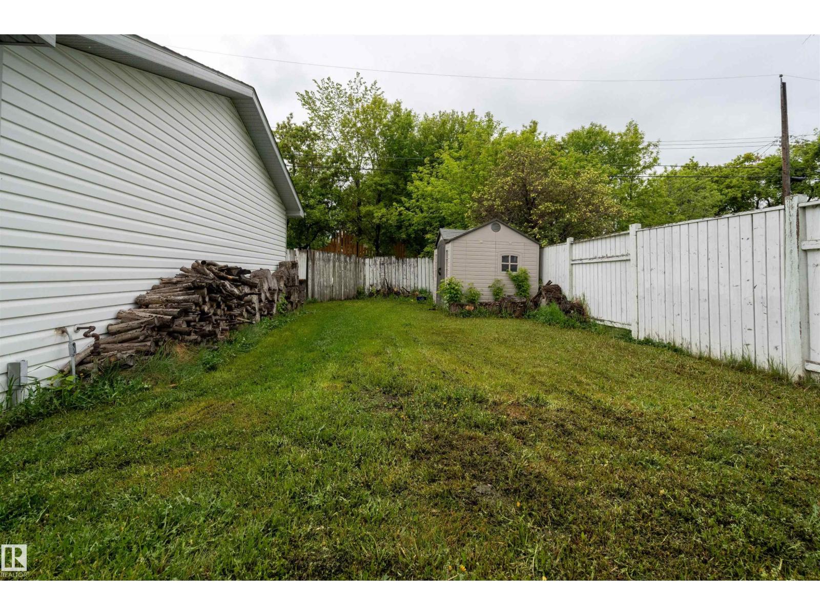 9716 160 St Nw Property Photo 25