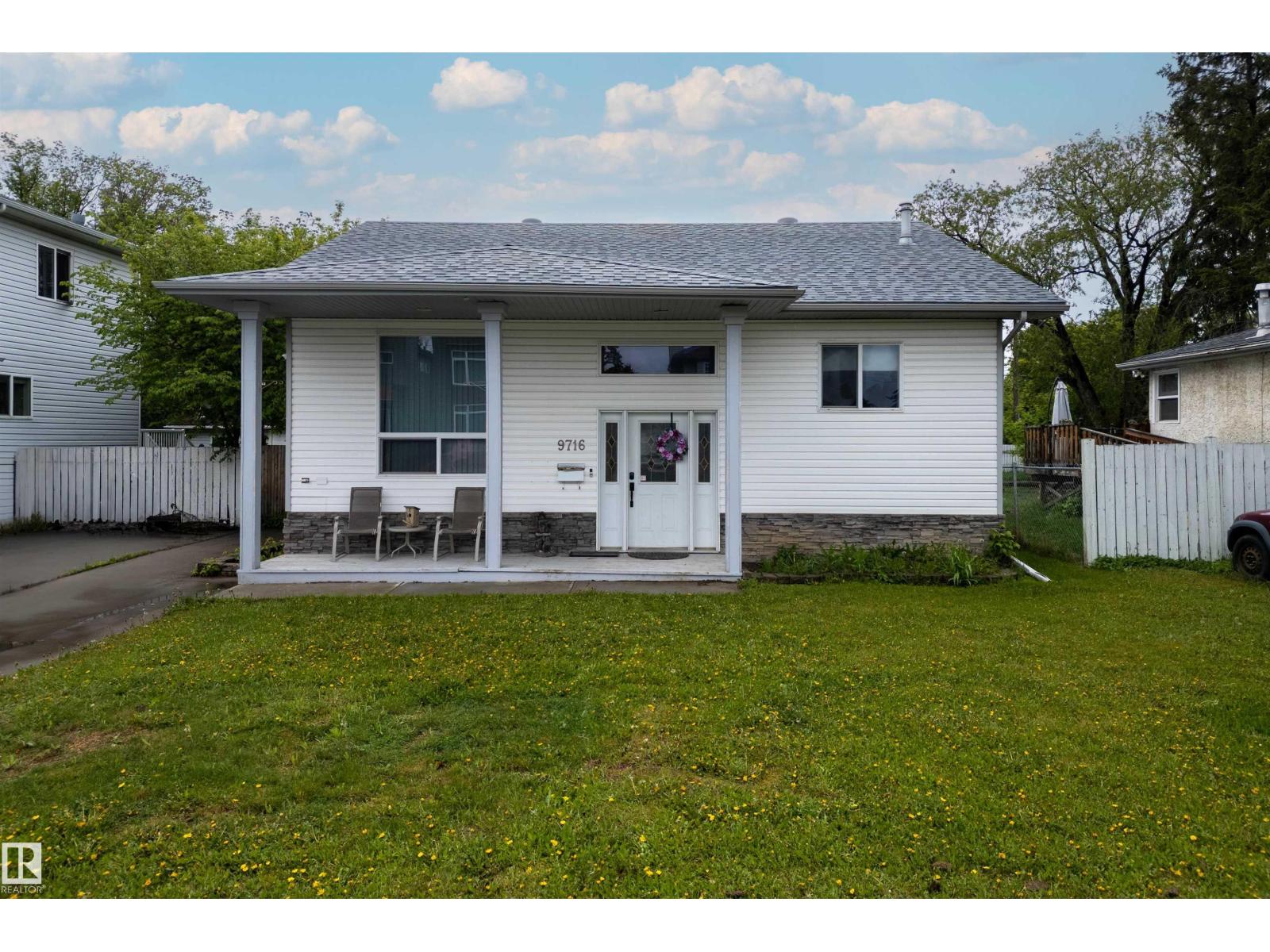 9716 160 St Nw Property Photo 29