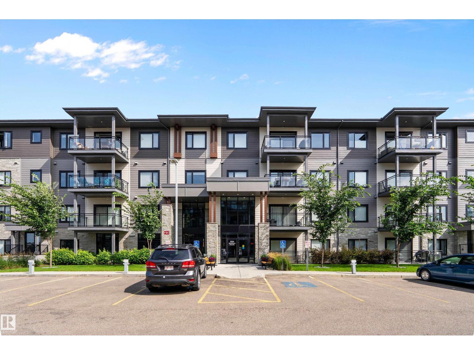 #119 524 Griesbach PR NW NW
