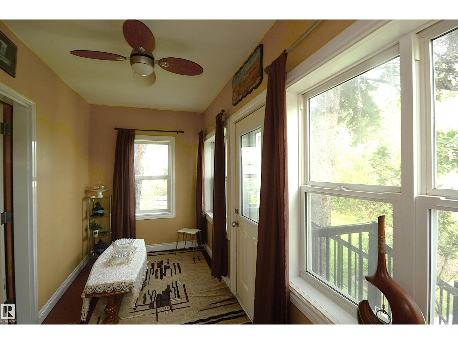 4802 50 St Property Photo 14