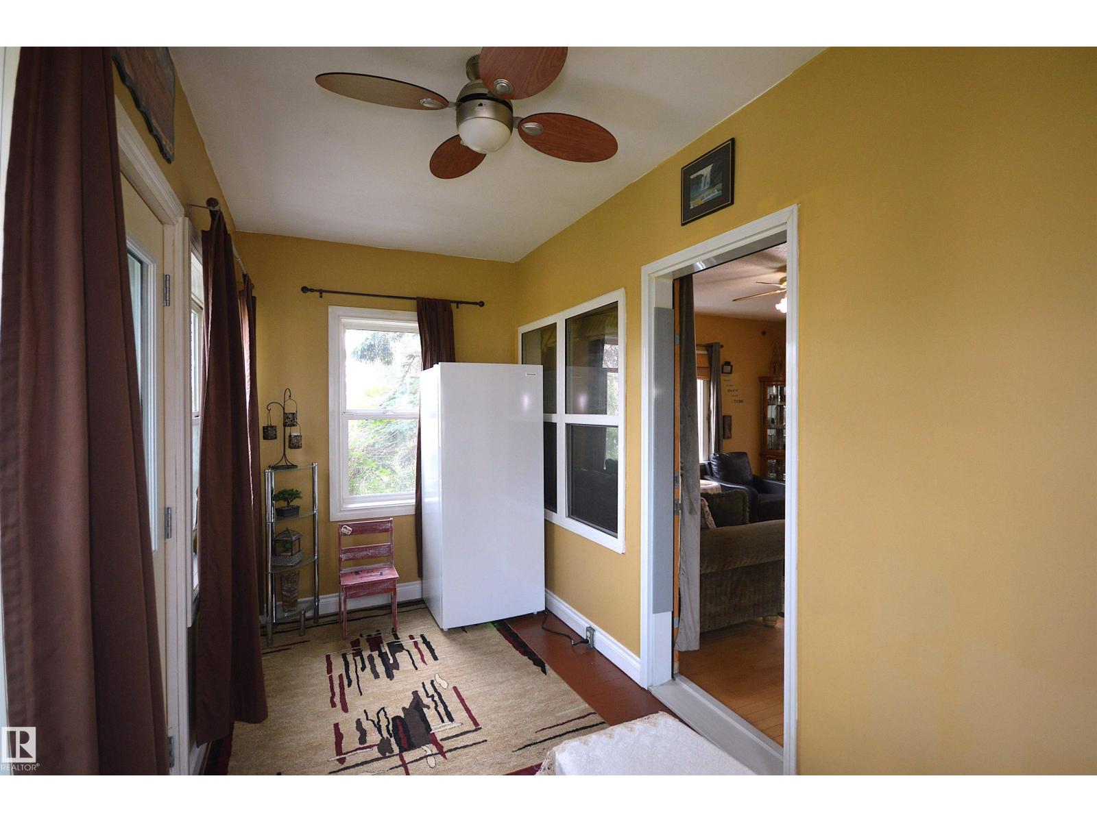 4802 50 St Property Photo 15