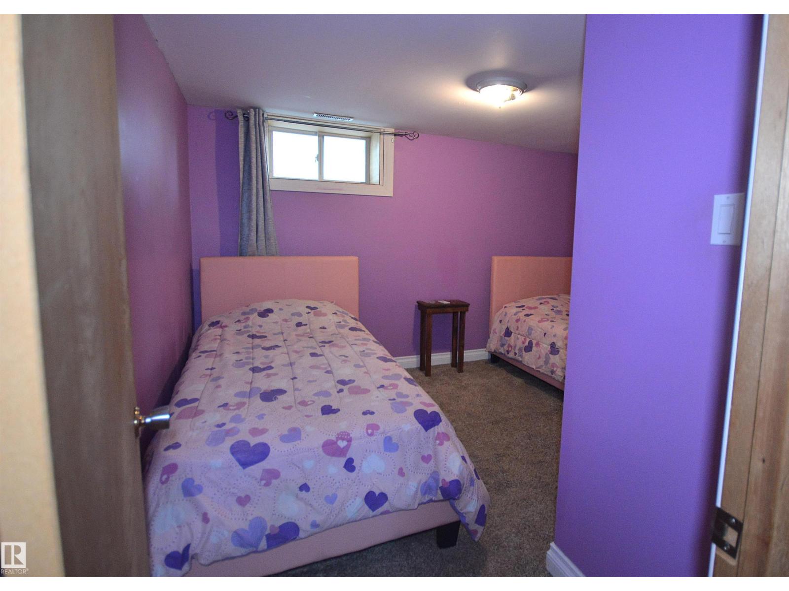 4802 50 St Property Photo 29