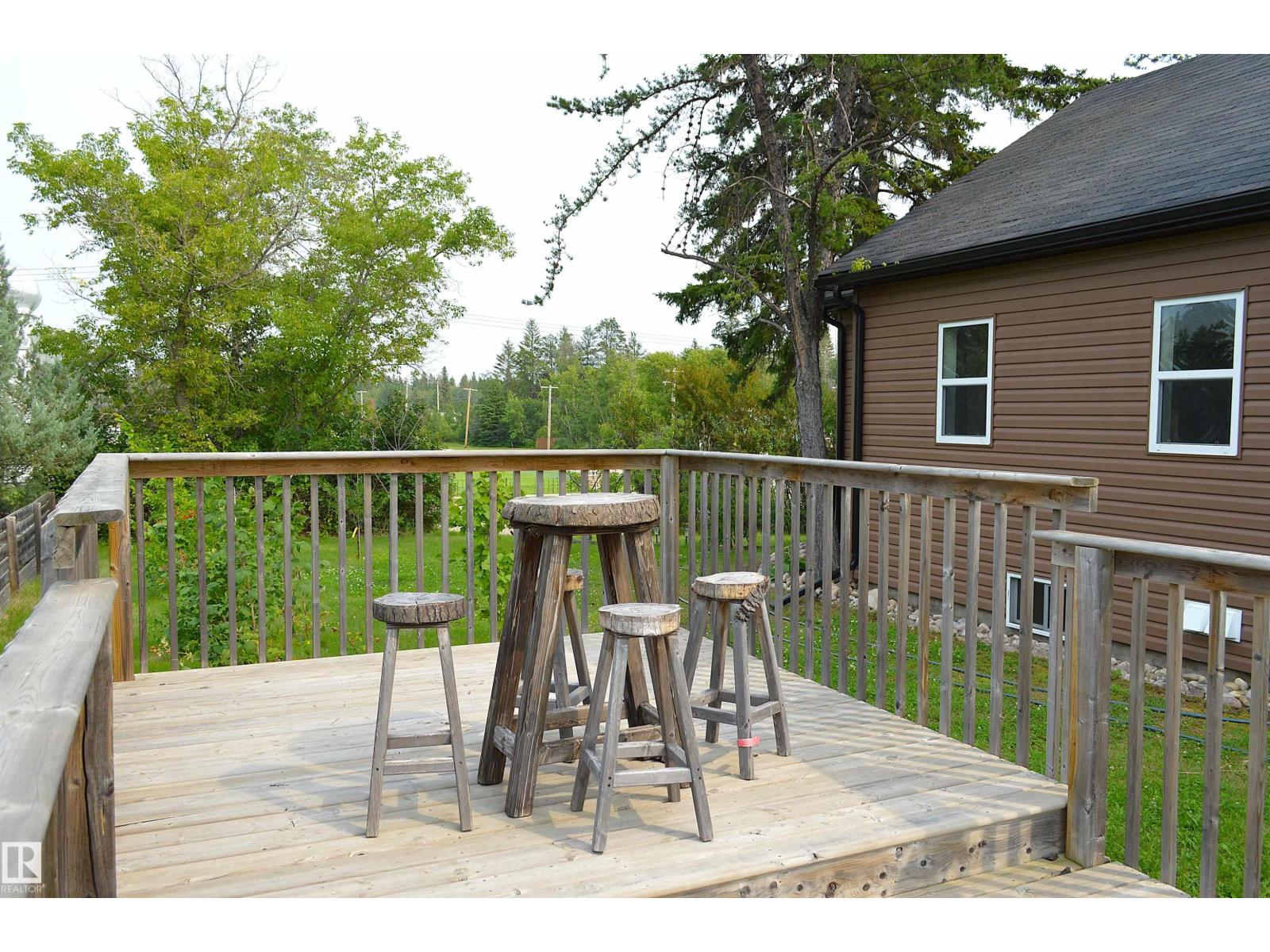 4802 50 St Property Photo 48