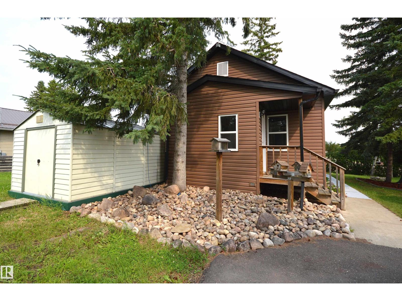4802 50 St Property Photo 59