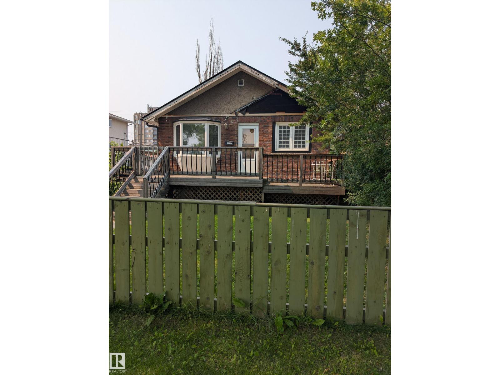 11124 97 St Nw Nw Property Photo 5