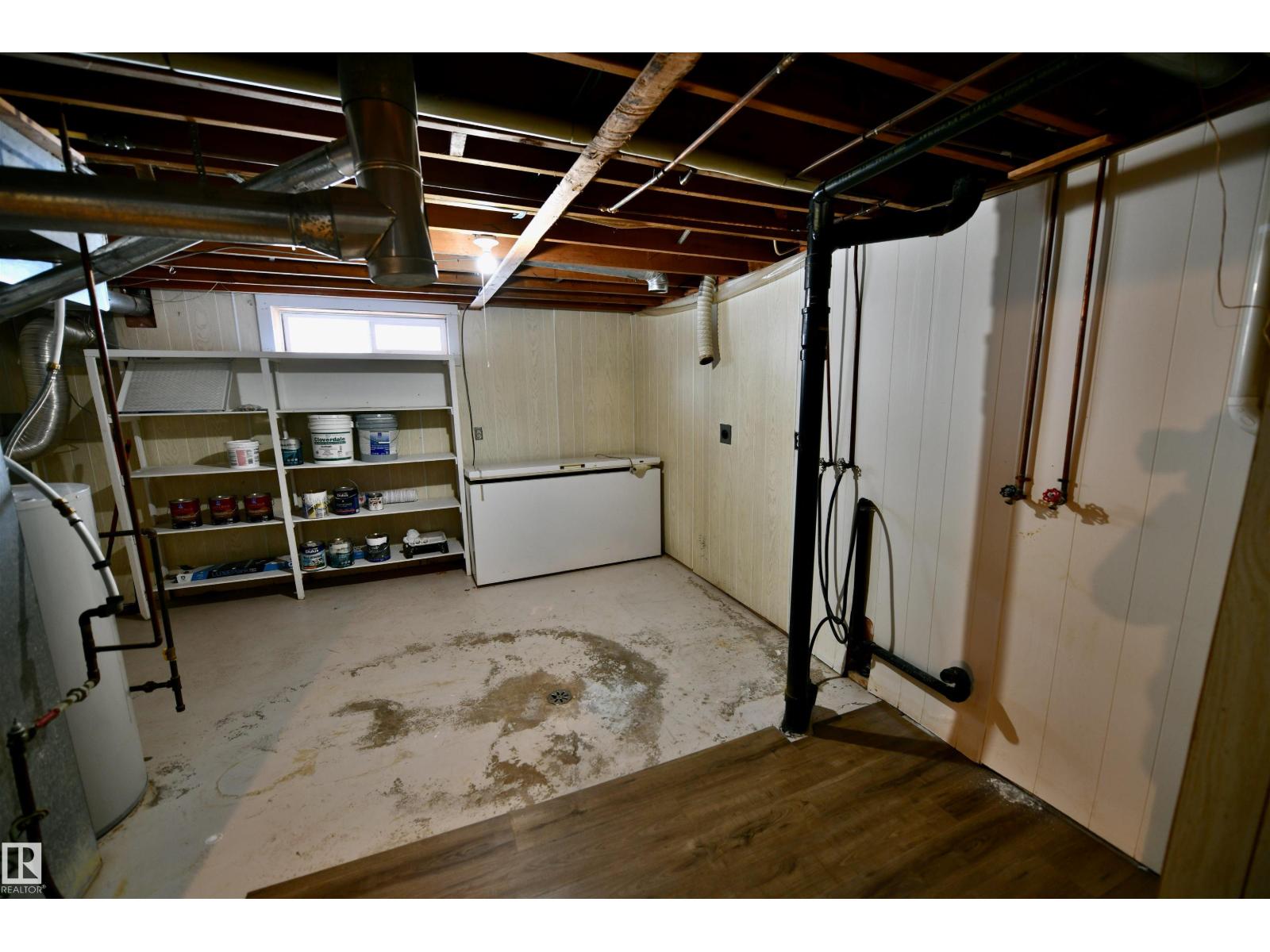4809 52 St Property Photo 18