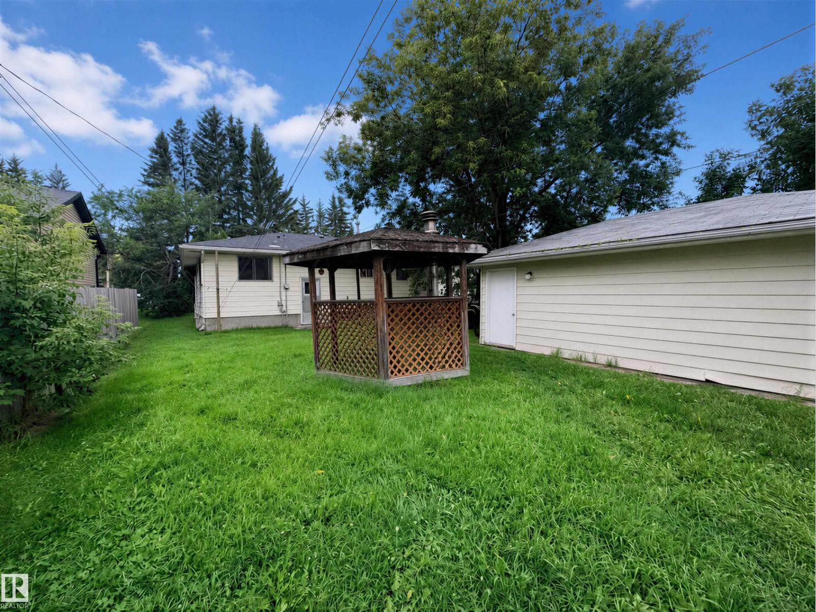4809 52 St Property Photo 23