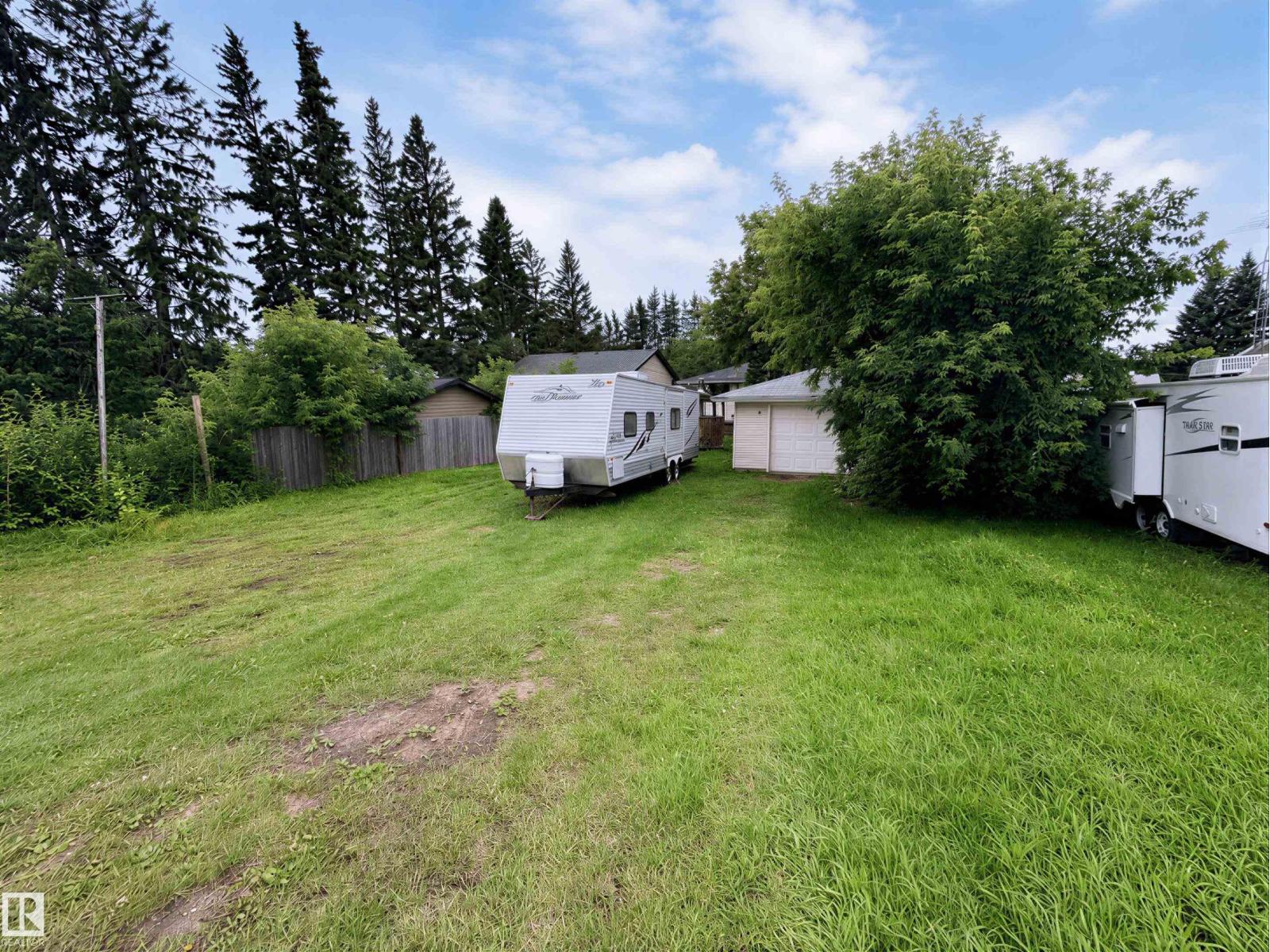 4809 52 St Property Photo 26