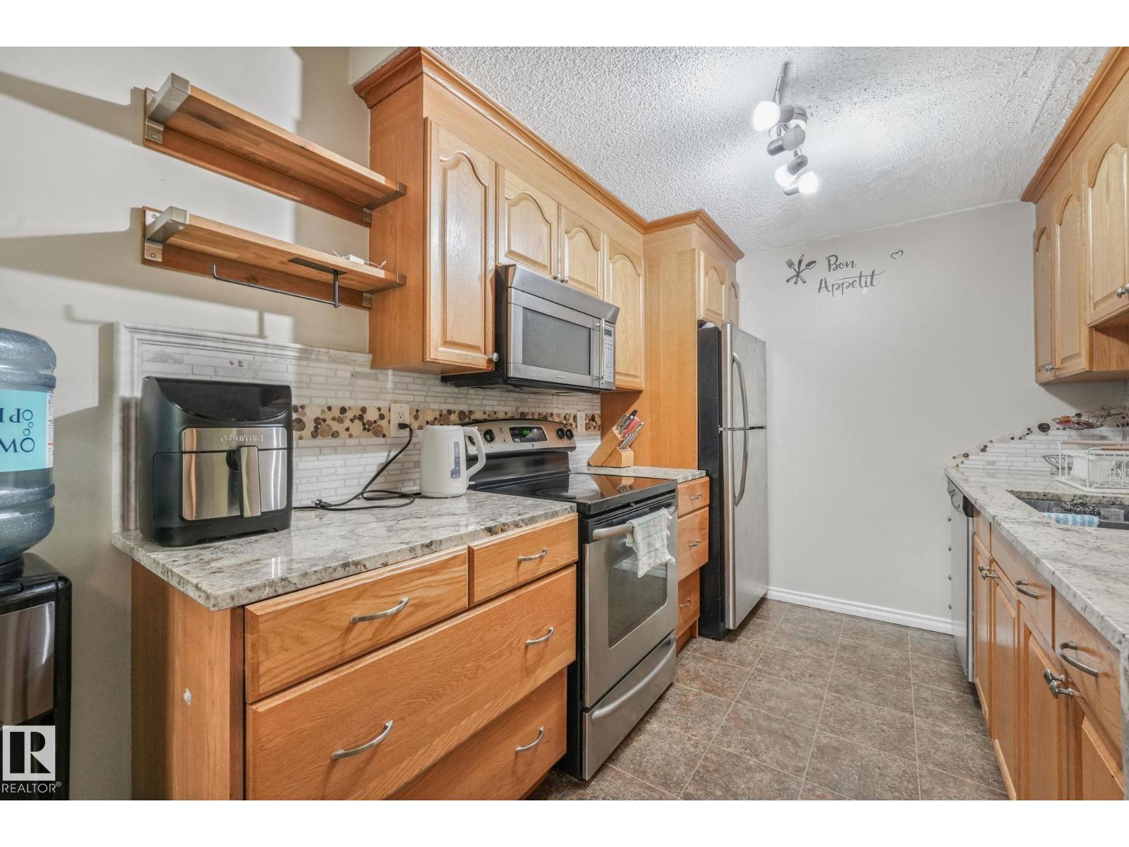 203b Homestead Cr Nw Property Photo 2