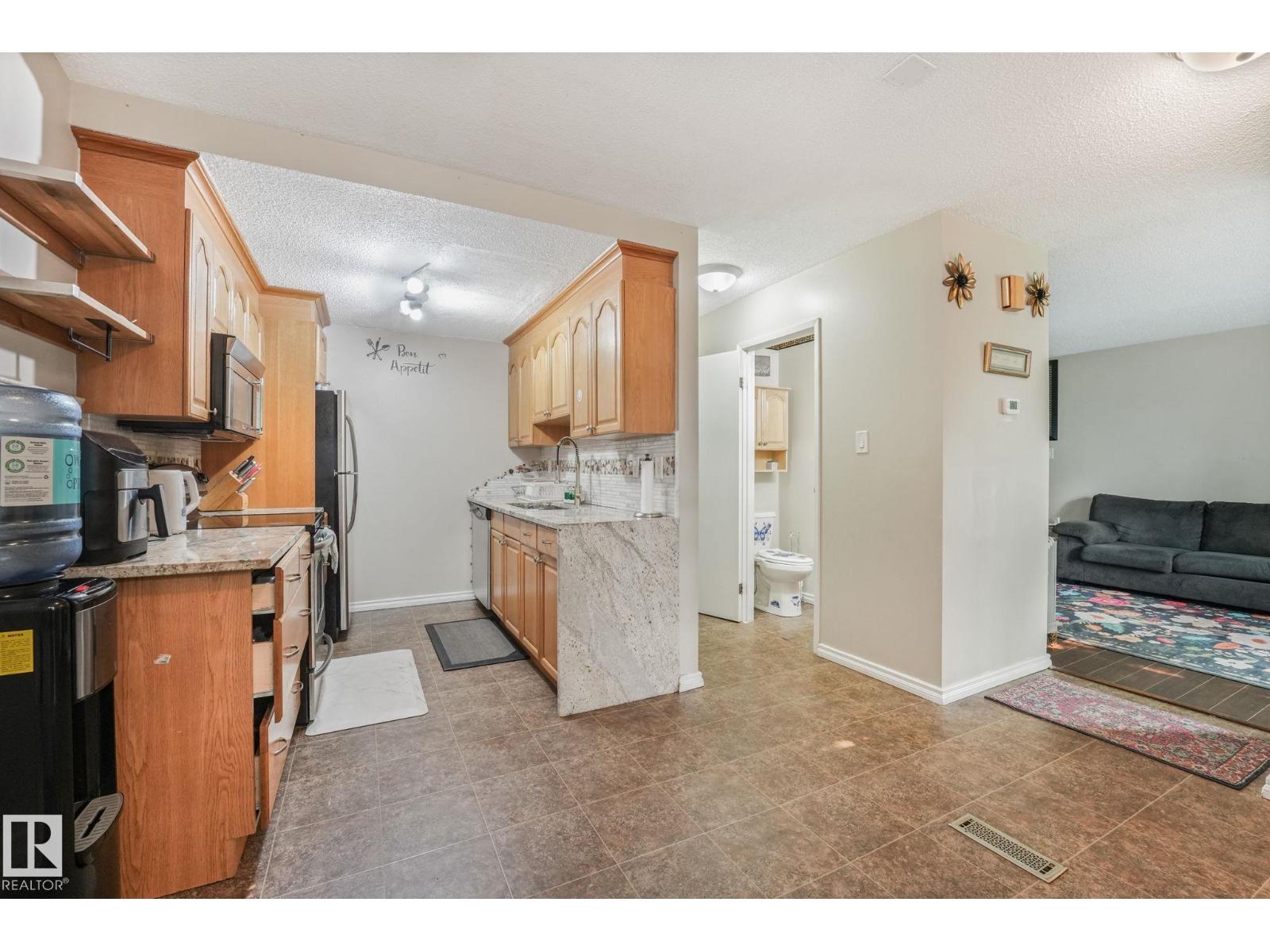 203b Homestead Cr Nw Property Photo 3