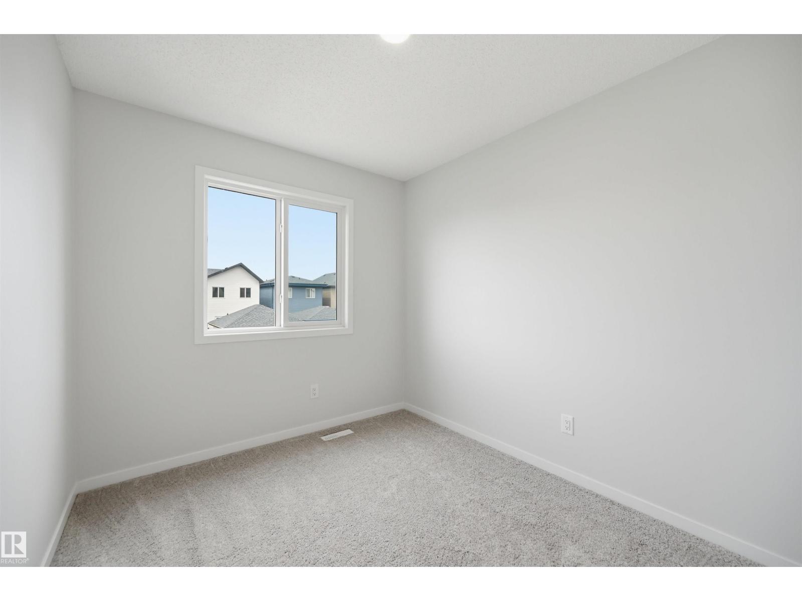 19112 22 Av Nw Property Photo 24