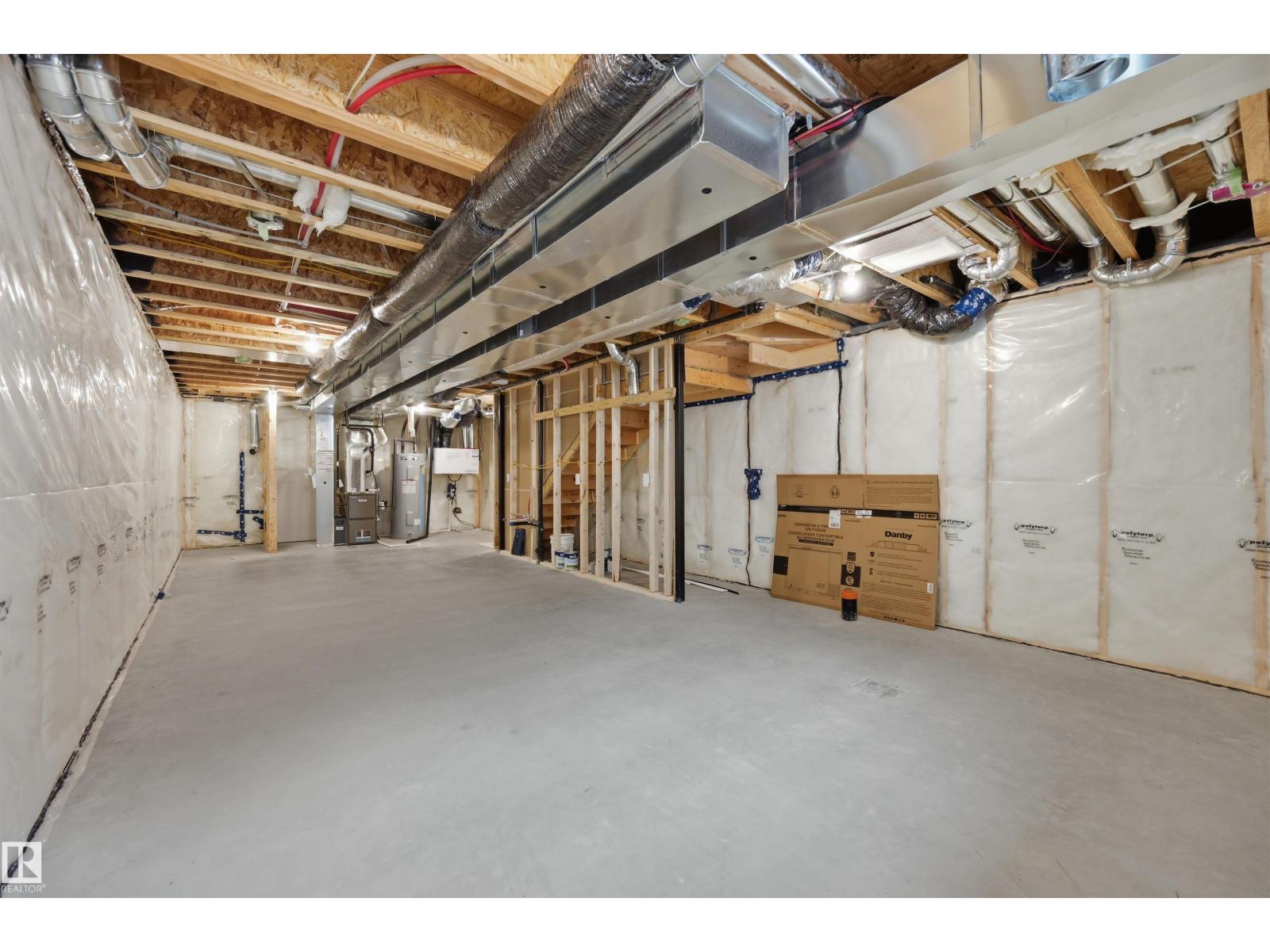 19112 22 Av Nw Property Photo 30