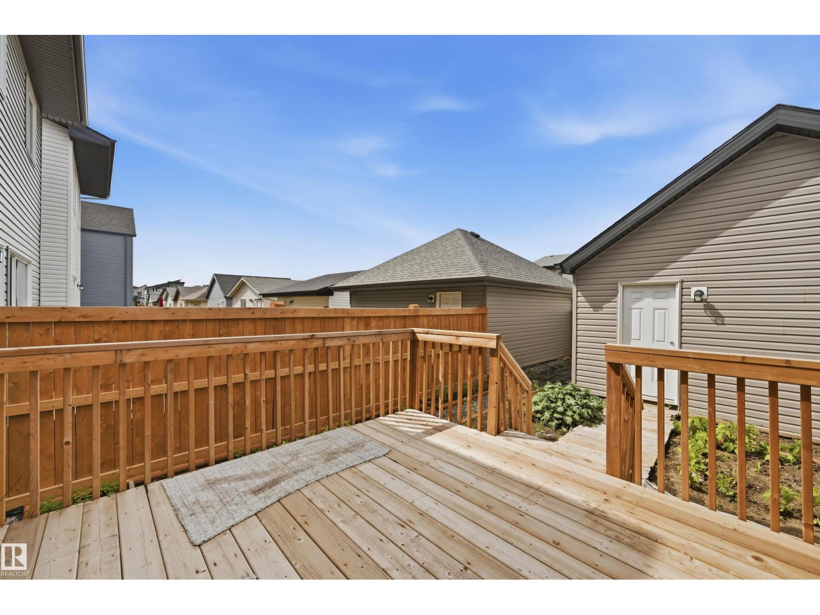 19112 22 Av Nw Property Photo 31