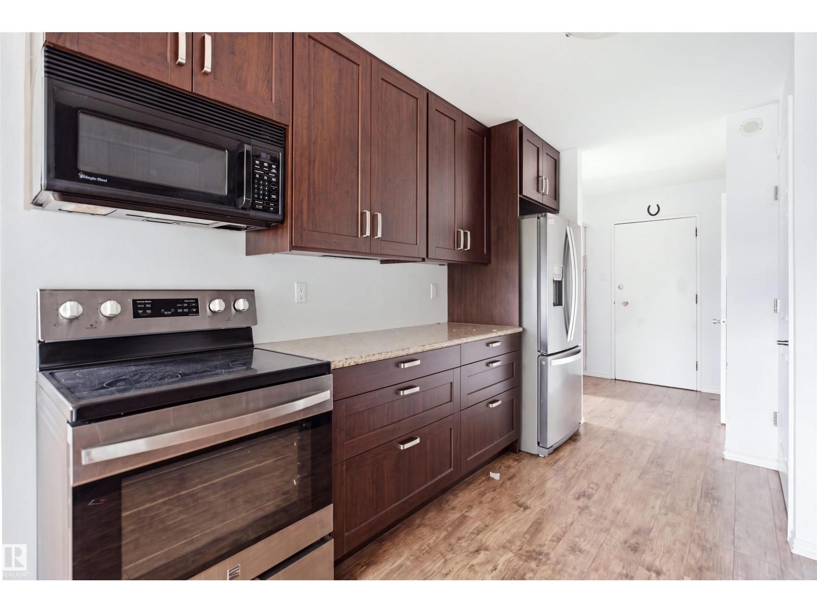 201-7825 159 Street Nw Property Photo 10