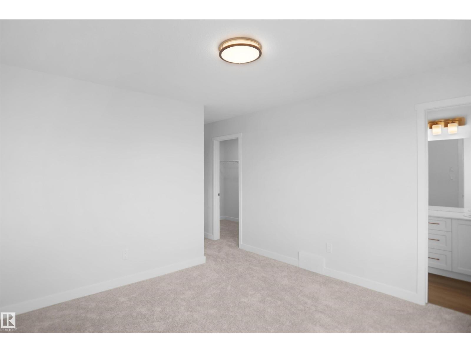 221 Falcon Cr Property Photo 22