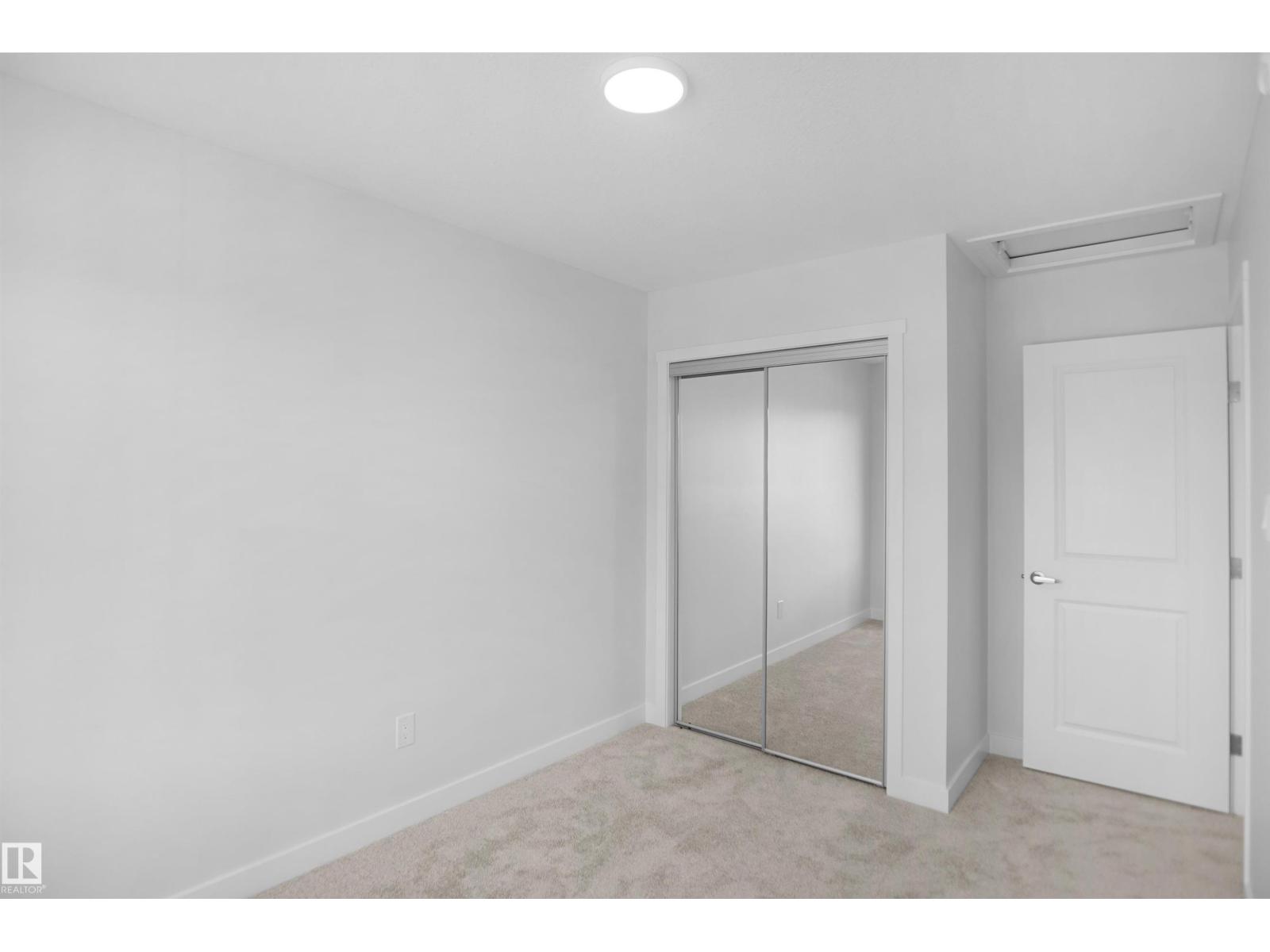 221 Falcon Cr Property Photo 28