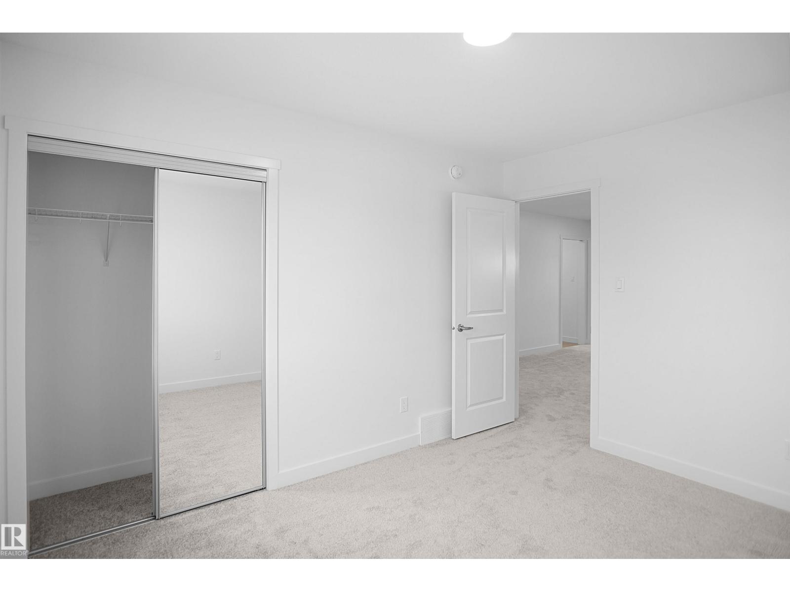 924 17 Av Nw Property Photo 31