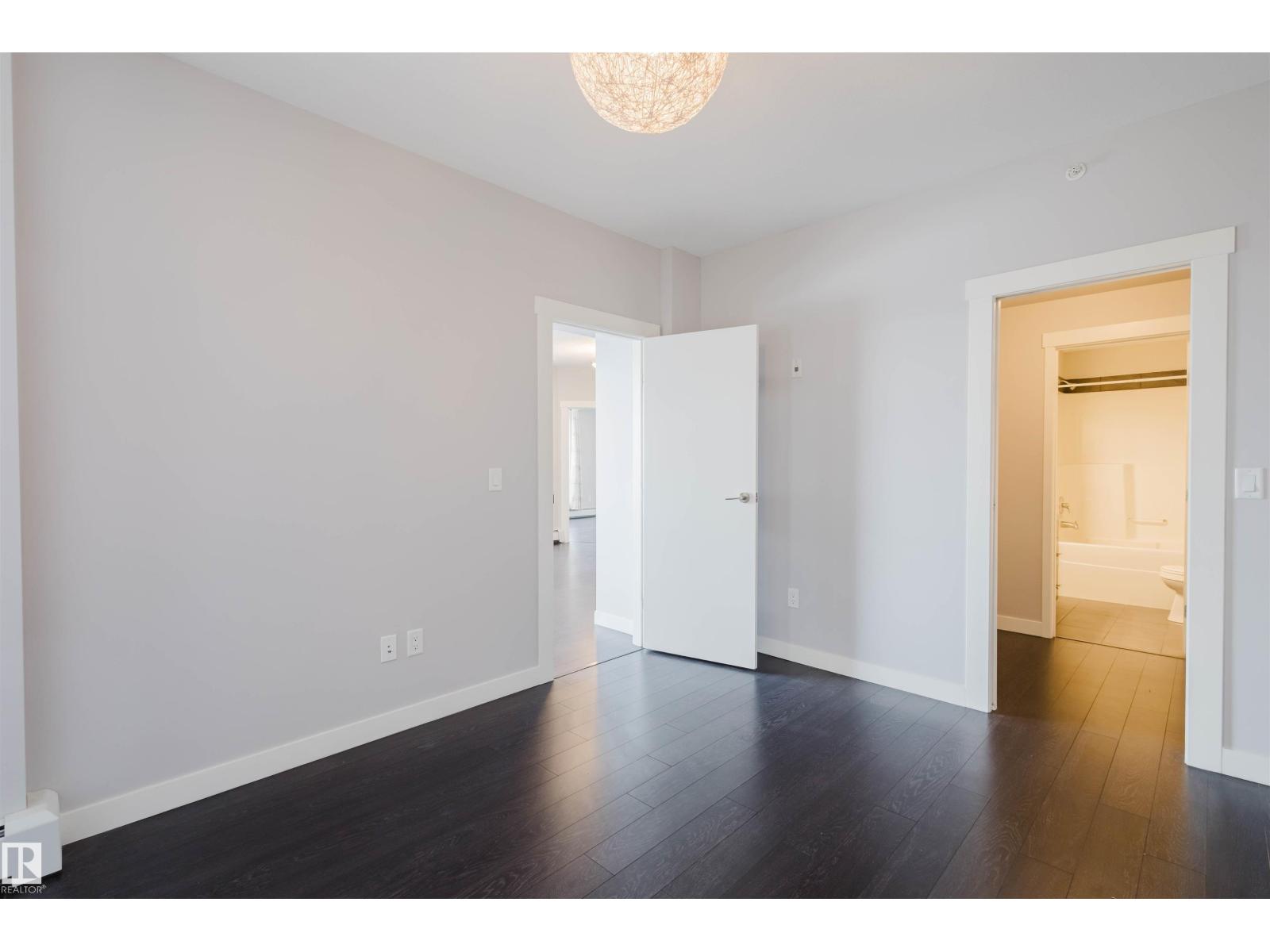 #2207 10226 104 St Nw Property Photo 19