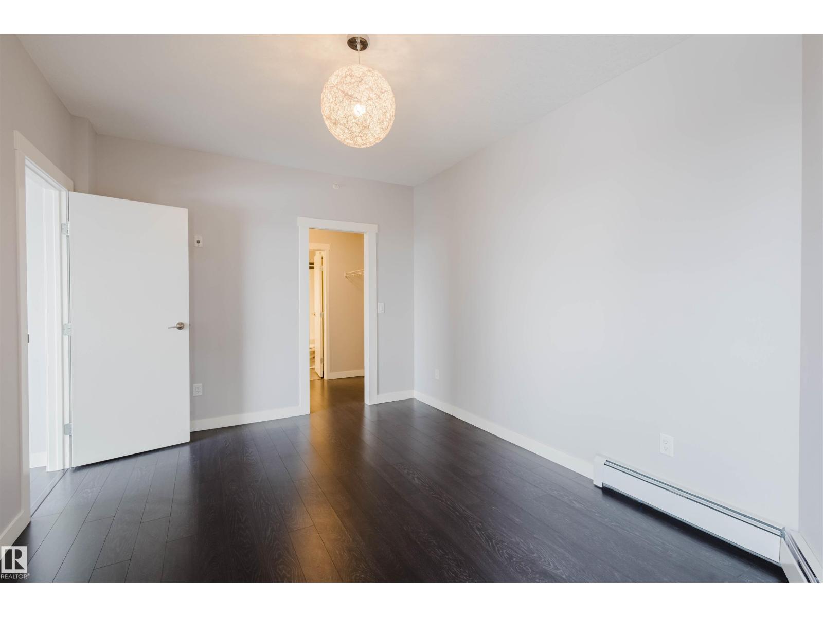 #2207 10226 104 St Nw Property Photo 20