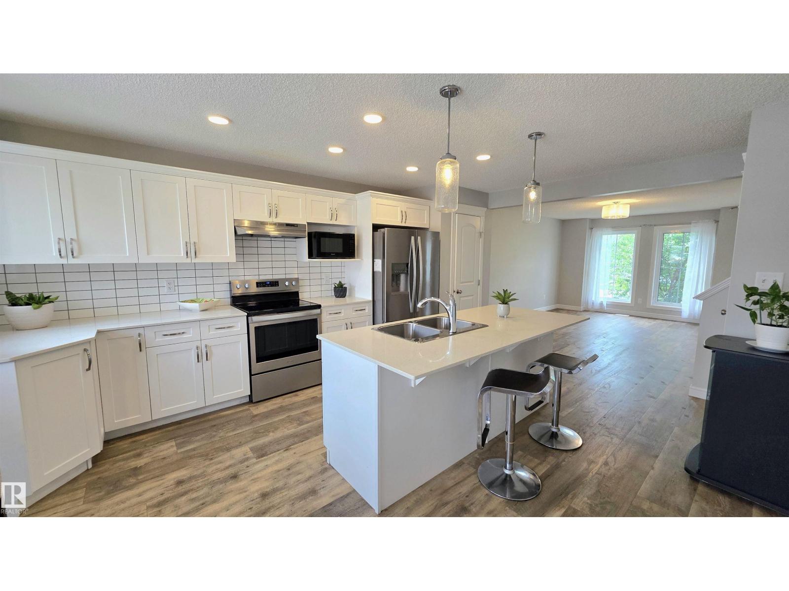 803 Secord BV NW NW