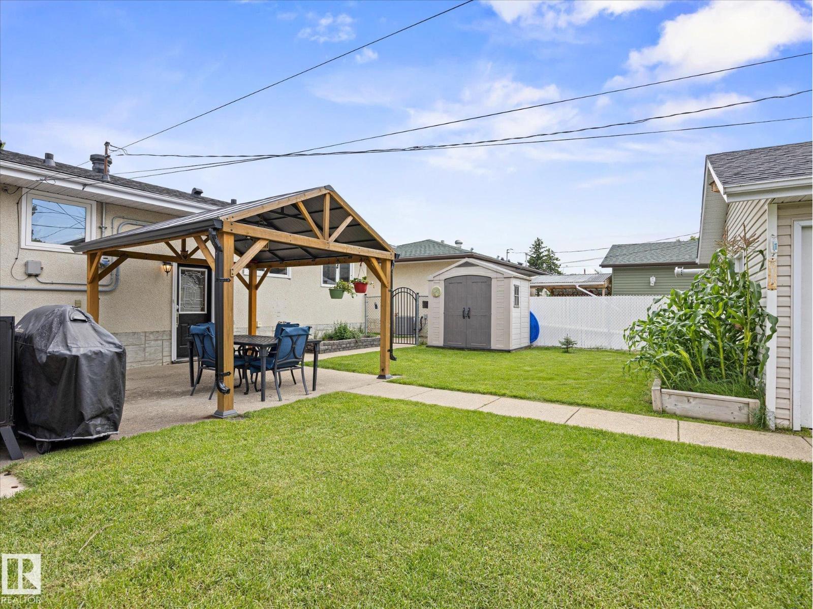 7 Camelot Av Property Photo 36