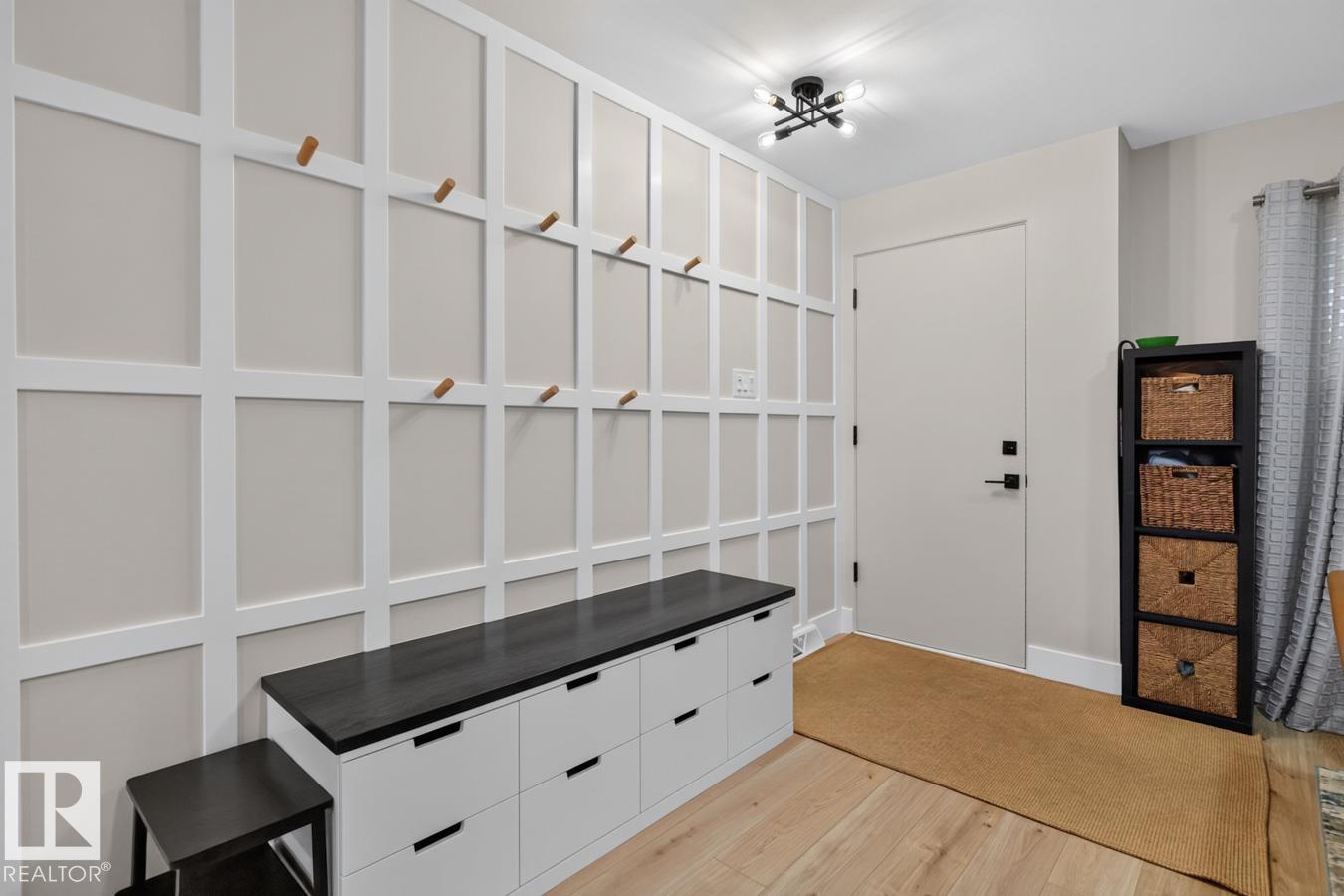 6807 101a Av Nw Property Photo 5