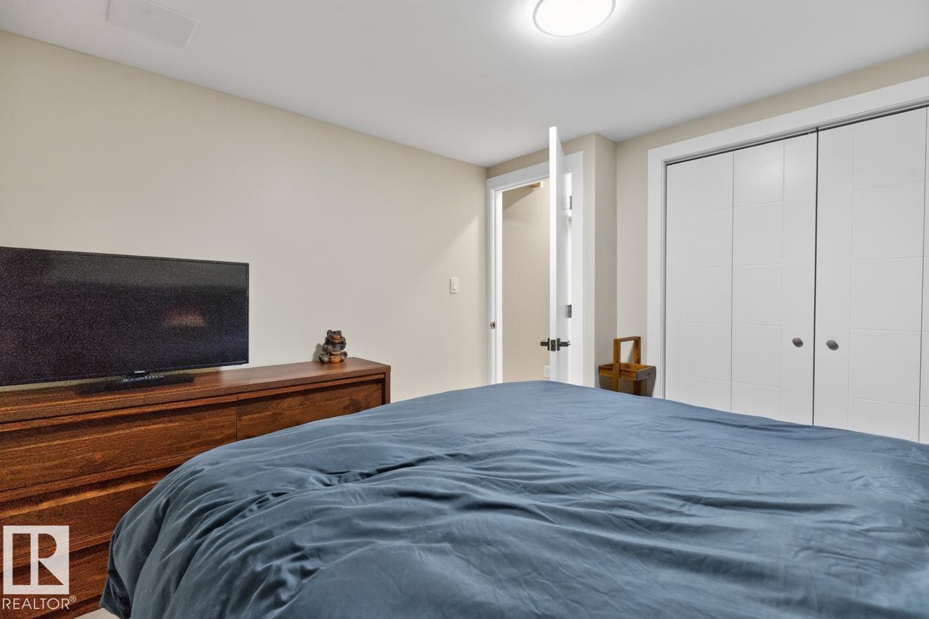 6807 101a Av Nw Property Photo 32