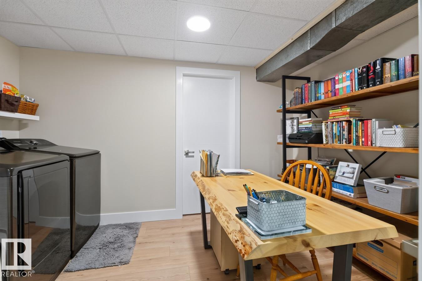 6807 101a Av Nw Property Photo 35