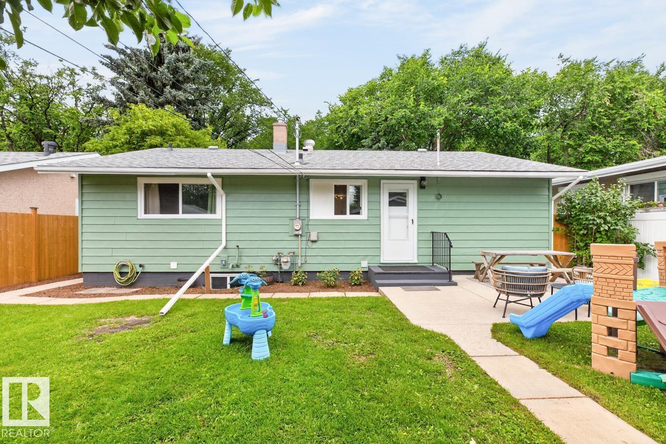 6807 101a Av Nw Property Photo 40
