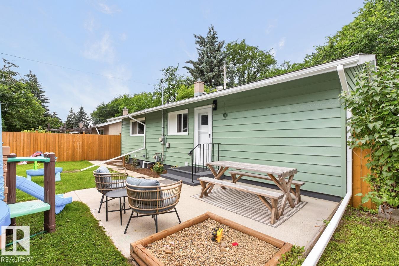 6807 101a Av Nw Property Photo 41