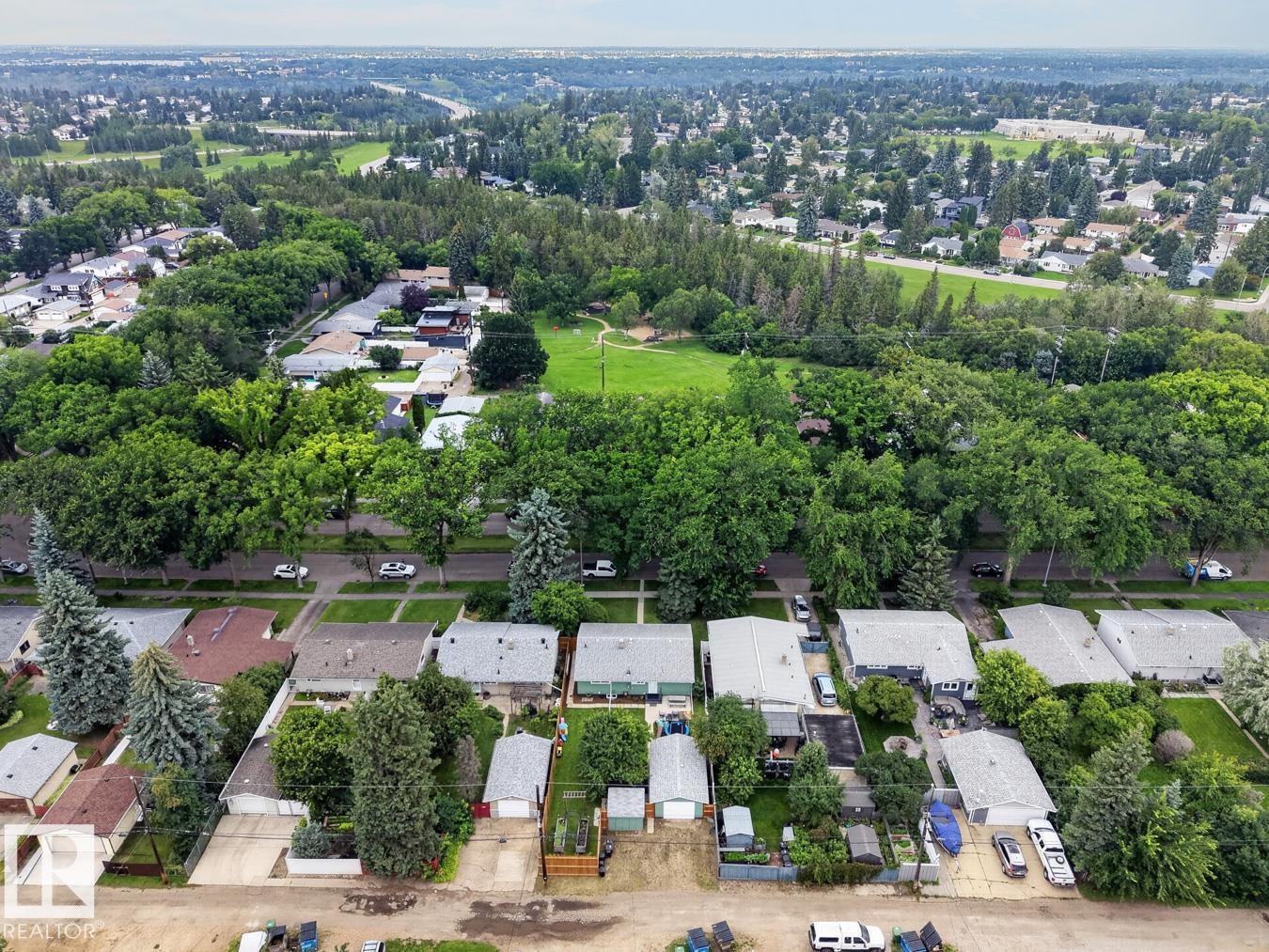 6807 101a Av Nw Property Photo 54