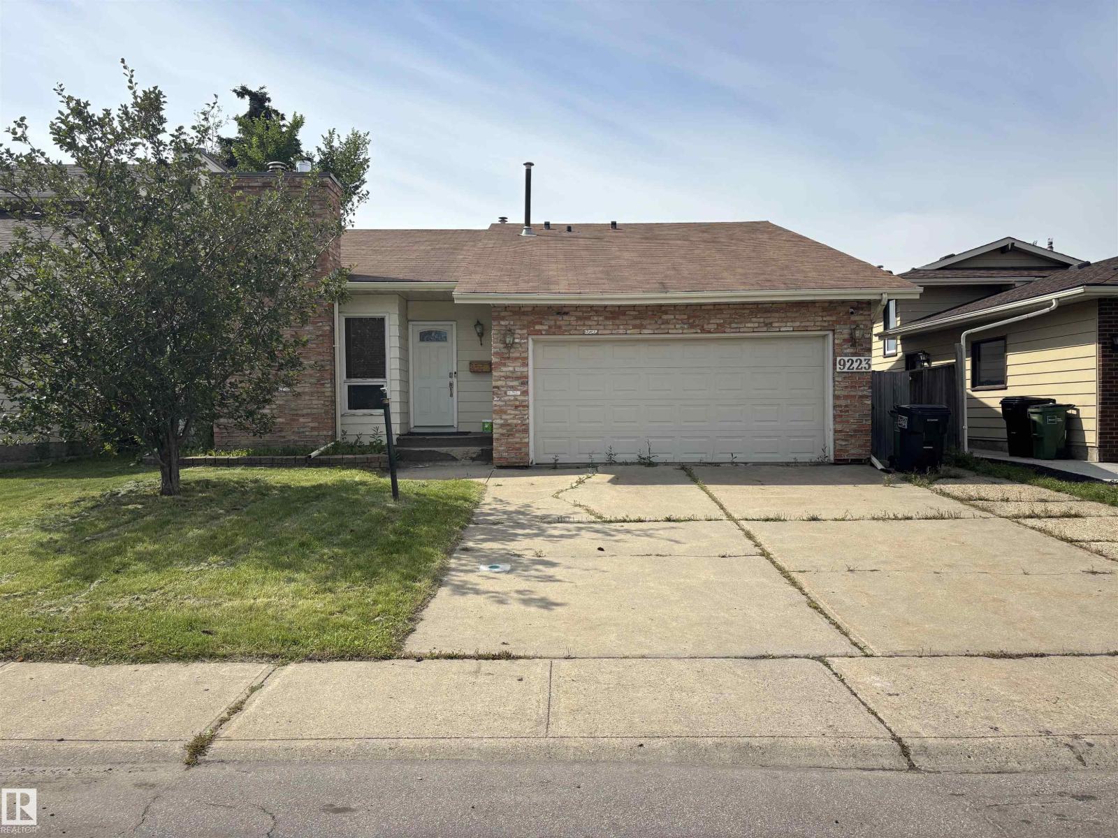 9223 172 AV NW Property Photo 1