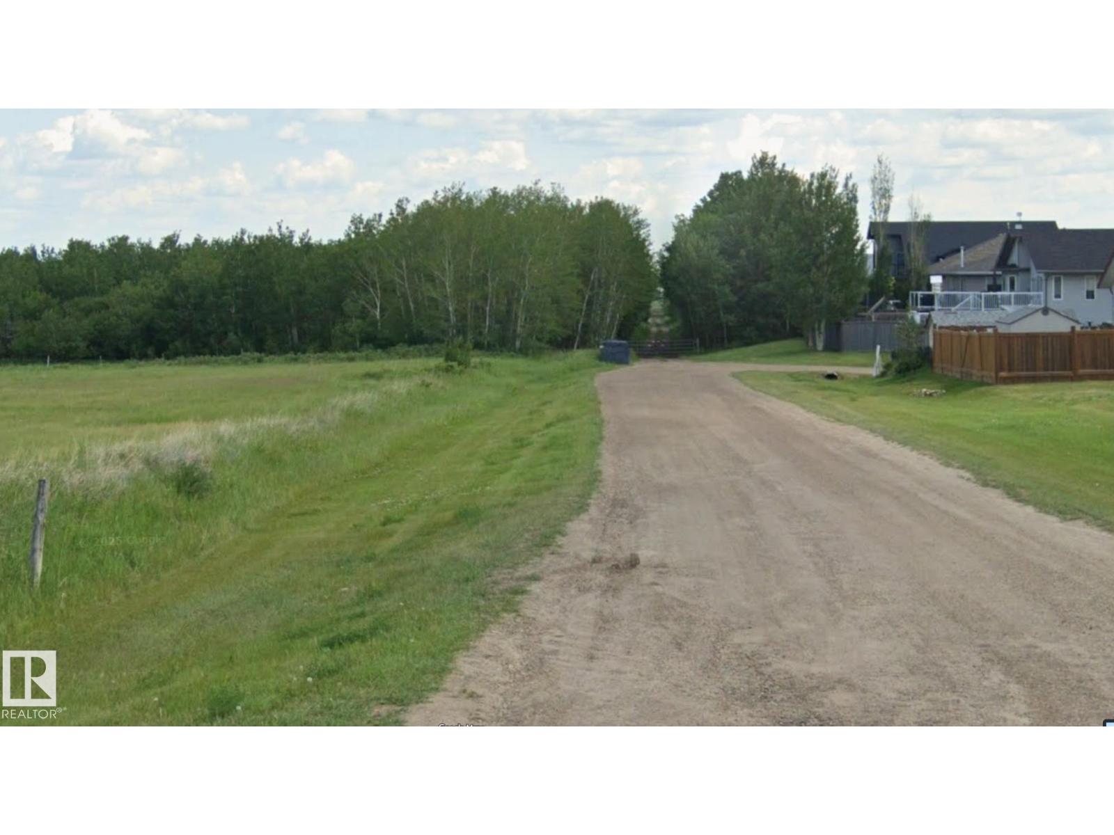 45 St 58 Ave Property Photo 1