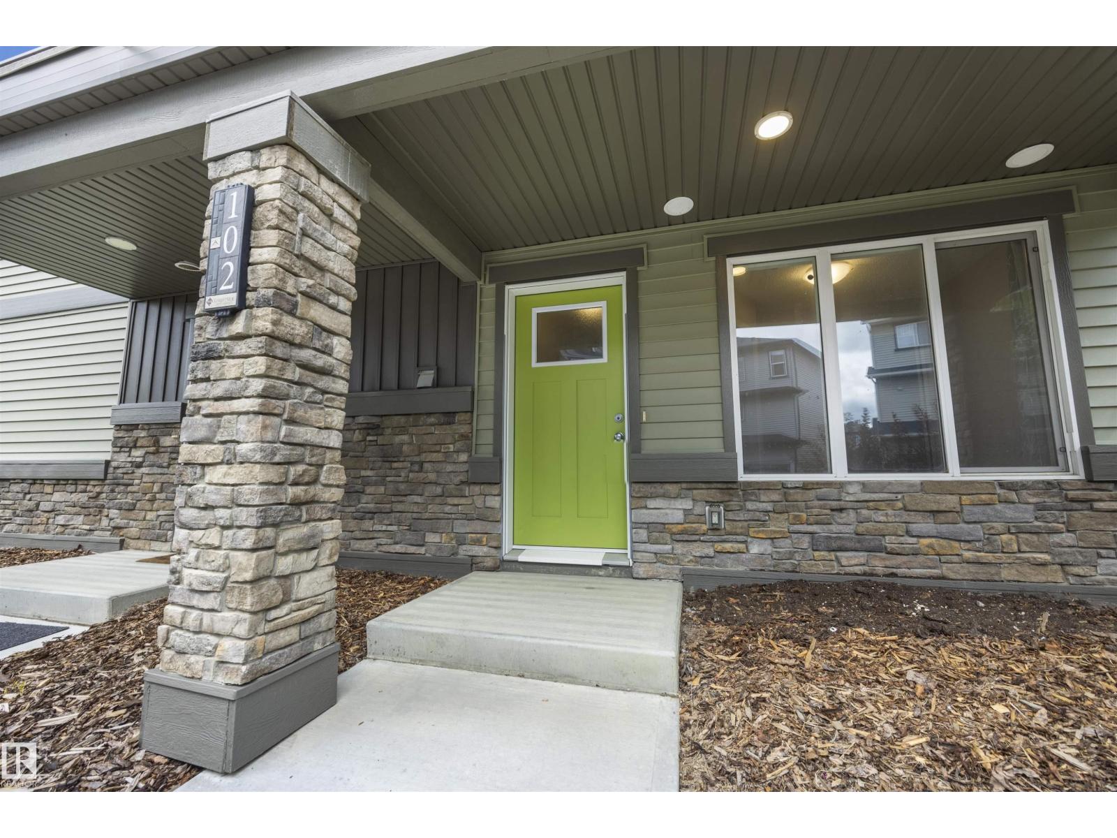 #102 1530 Tamarack Bv Nw Property Photo 3