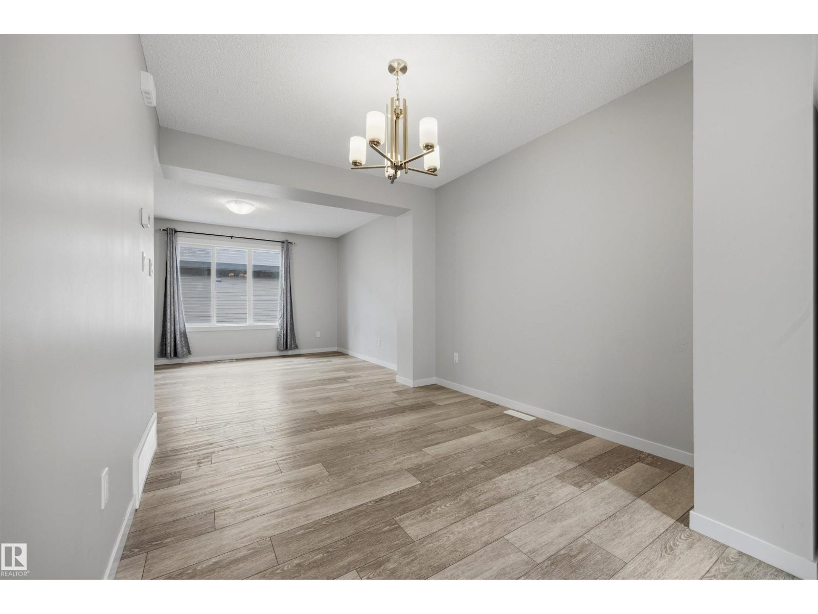#102 1530 Tamarack Bv Nw Property Photo 14