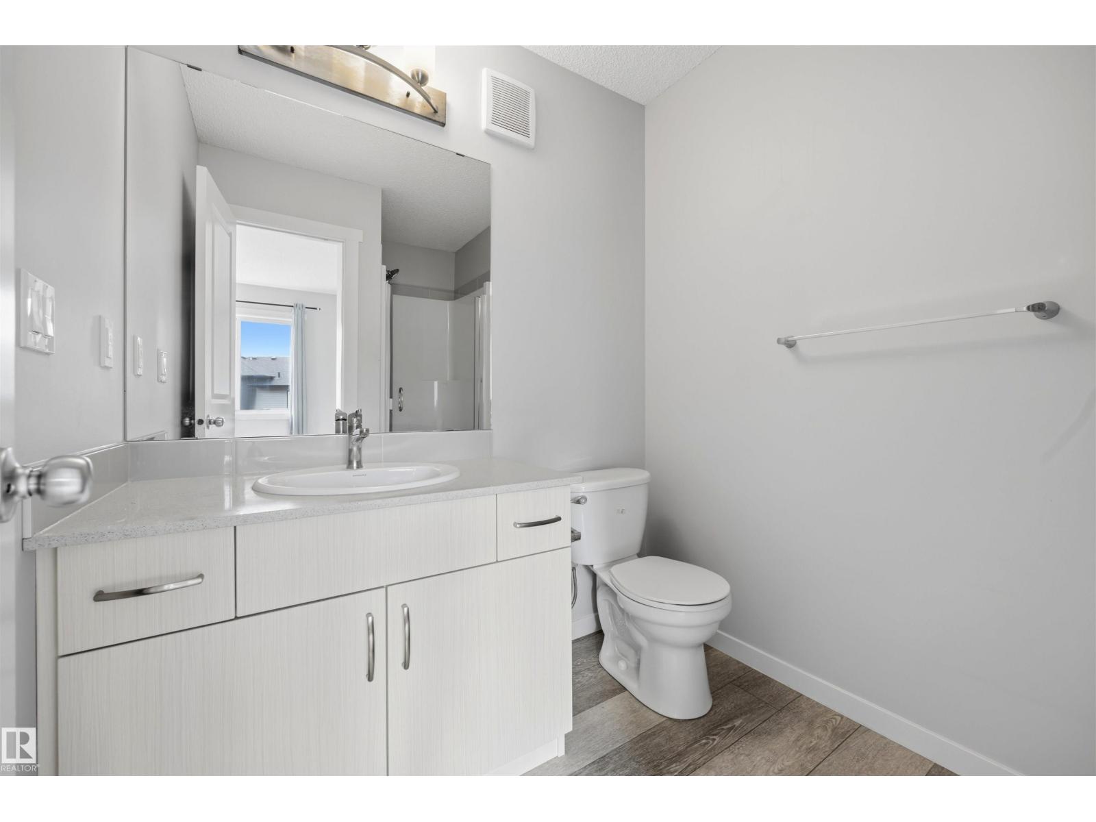 #102 1530 Tamarack Bv Nw Property Photo 27