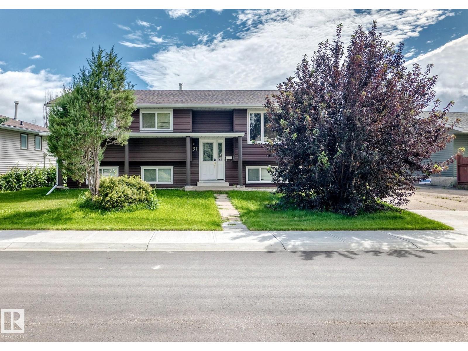 31 HUGHES RD NW