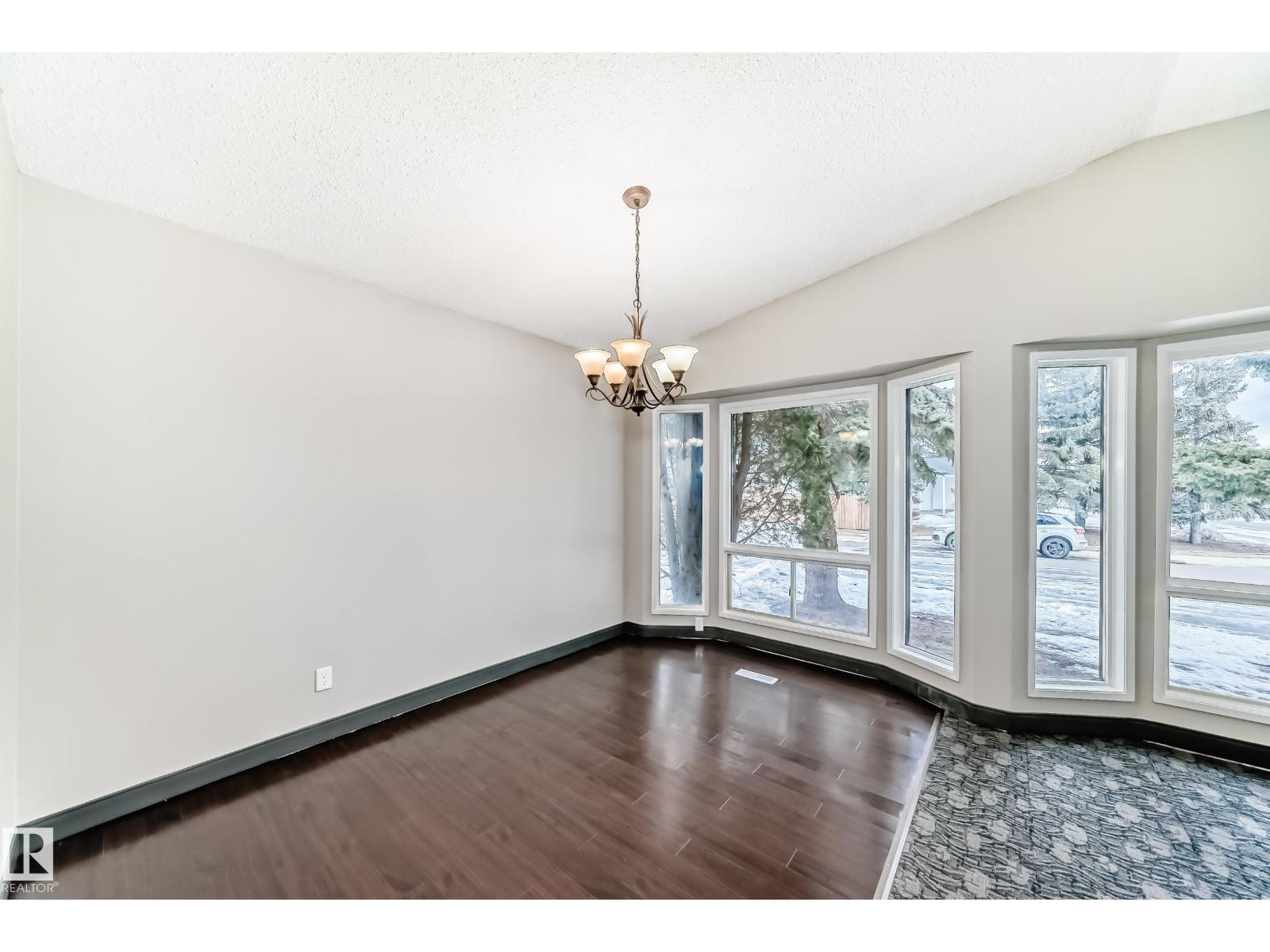 8516 190 St Nw Property Photo 8