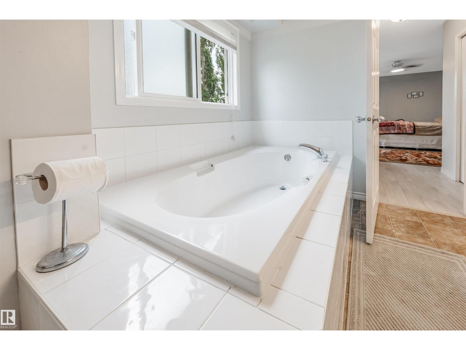 37 Birchmont Cr Property Photo 34