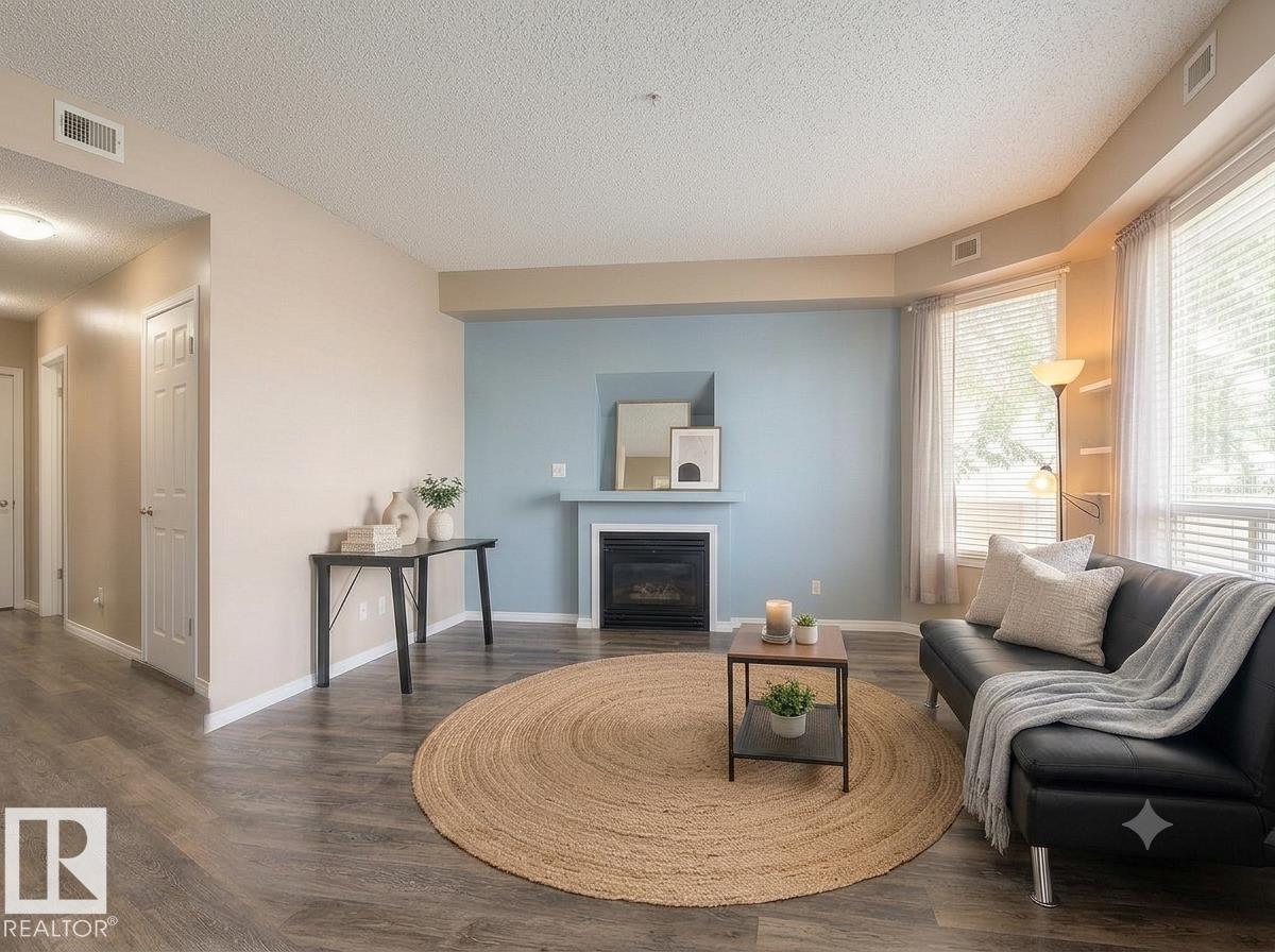 #103 8108 109 St Nw Property Photo 4