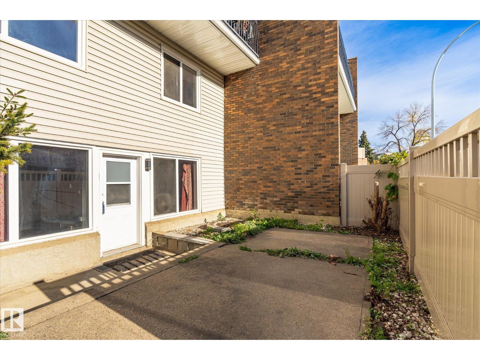 #104 7805 159 St Nw Property Photo 3