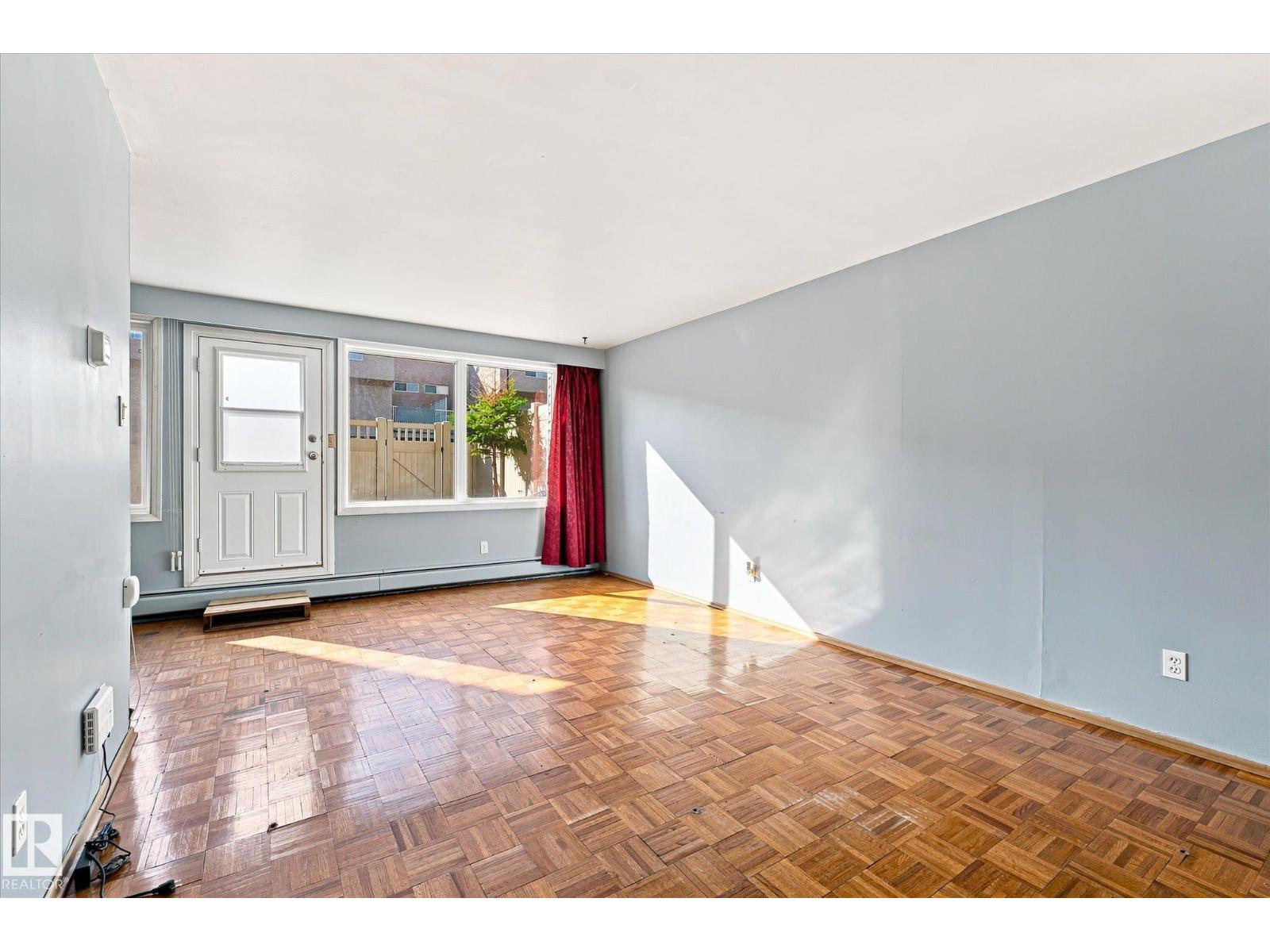 #104 7805 159 St Nw Property Photo 5