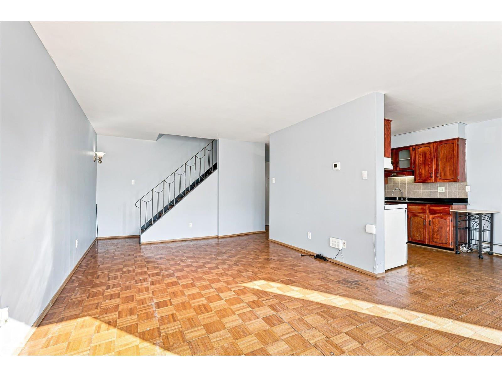 #104 7805 159 St Nw Property Photo 7