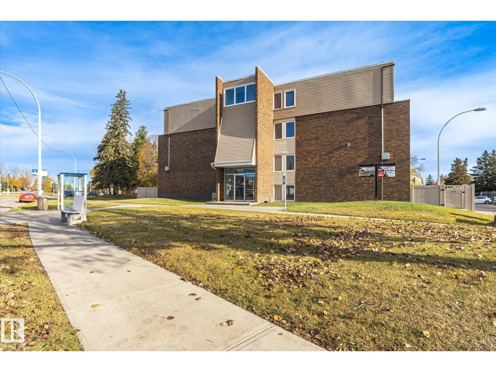 #104 7805 159 St Nw Property Photo 47