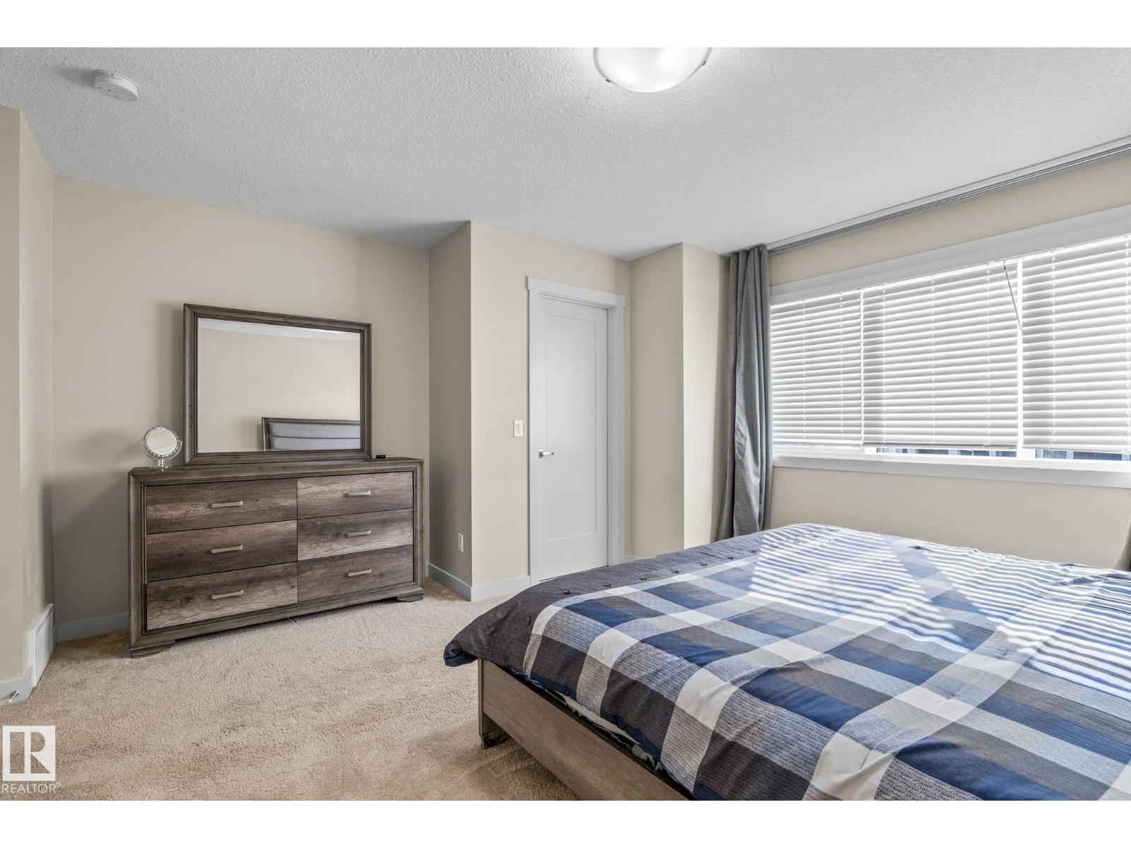 #24 4205 30 St Nw Property Photo 12