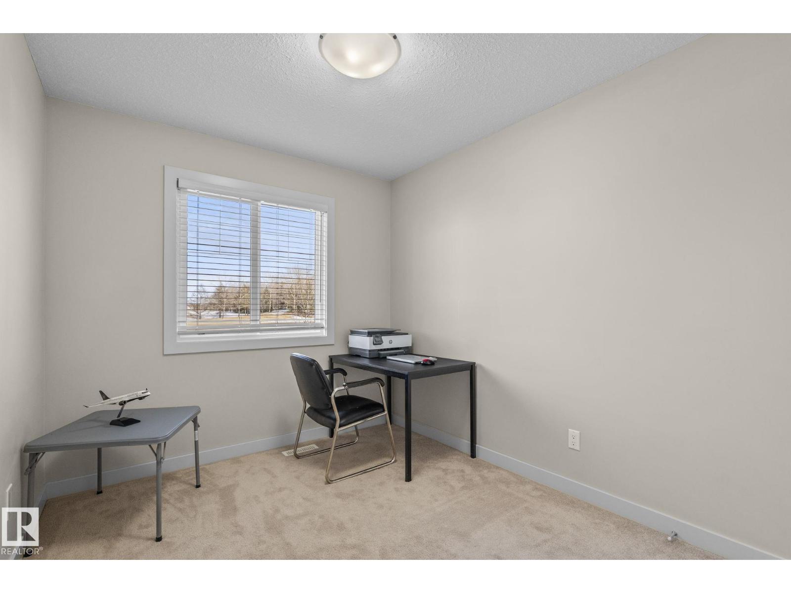 #24 4205 30 St Nw Property Photo 16