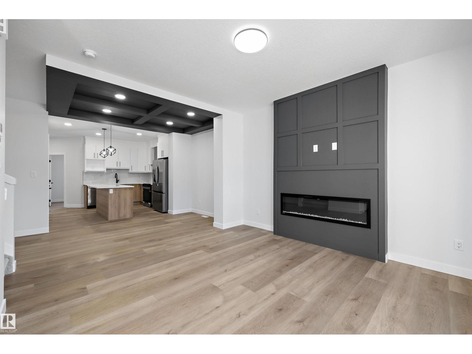 51 Clichy Cl Property Photo 3