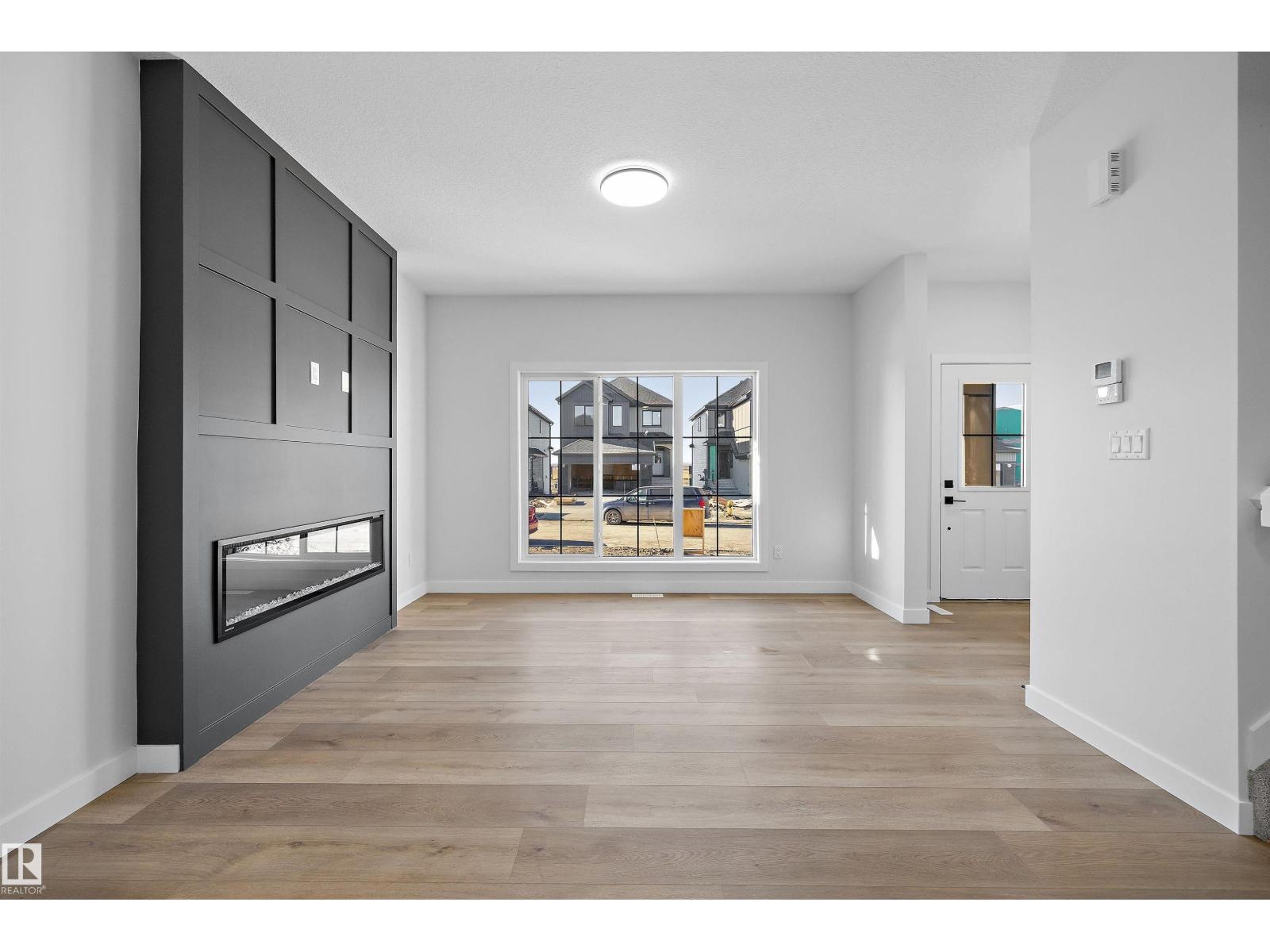 51 Clichy Cl Property Photo 6